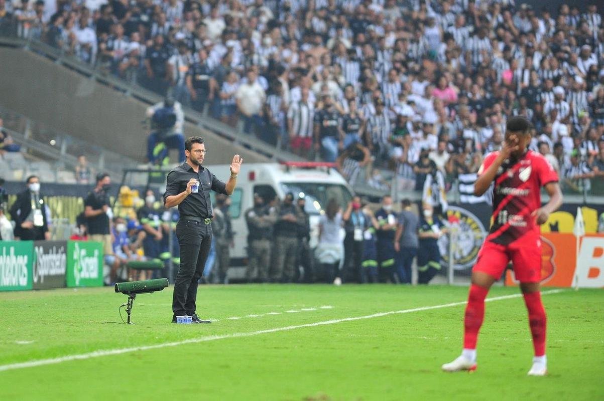 Fotos da vitria do Atltico sobre o Athletico-PR, no Mineiro, no jogo de ida da final da Copa do Brasil