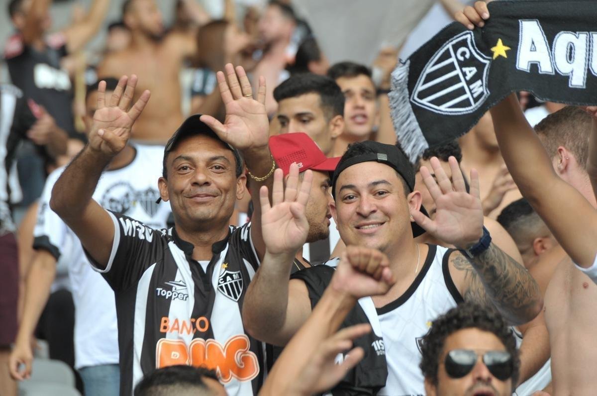 Fotos da torcida do Atltico na primeira final do Mineiro, contra o Cruzeiro, no Mineiro