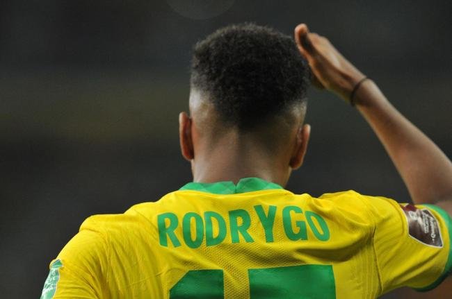 Brasil goleou o Paraguai por 4 a 0 no Mineiro, em BH, pelas Eliminatrias da Copa do Mundo, com gols de Raphinha, Philippe Coutinho, Antony e Rodrygo