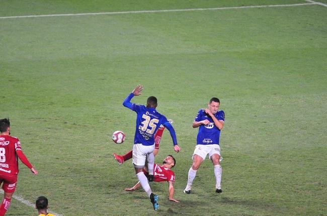 Fotos de Cruzeiro x Vila Nova-GO, no Independncia, em Belo Horizonte, pela 33 rodada da Srie B