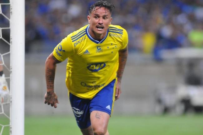 As melhores fotos do jogo entre Cruzeiro e Operrio-PR, no Mineiro, em Belo Horizonte, pela 29 rodada da Srie B do Brasileiro