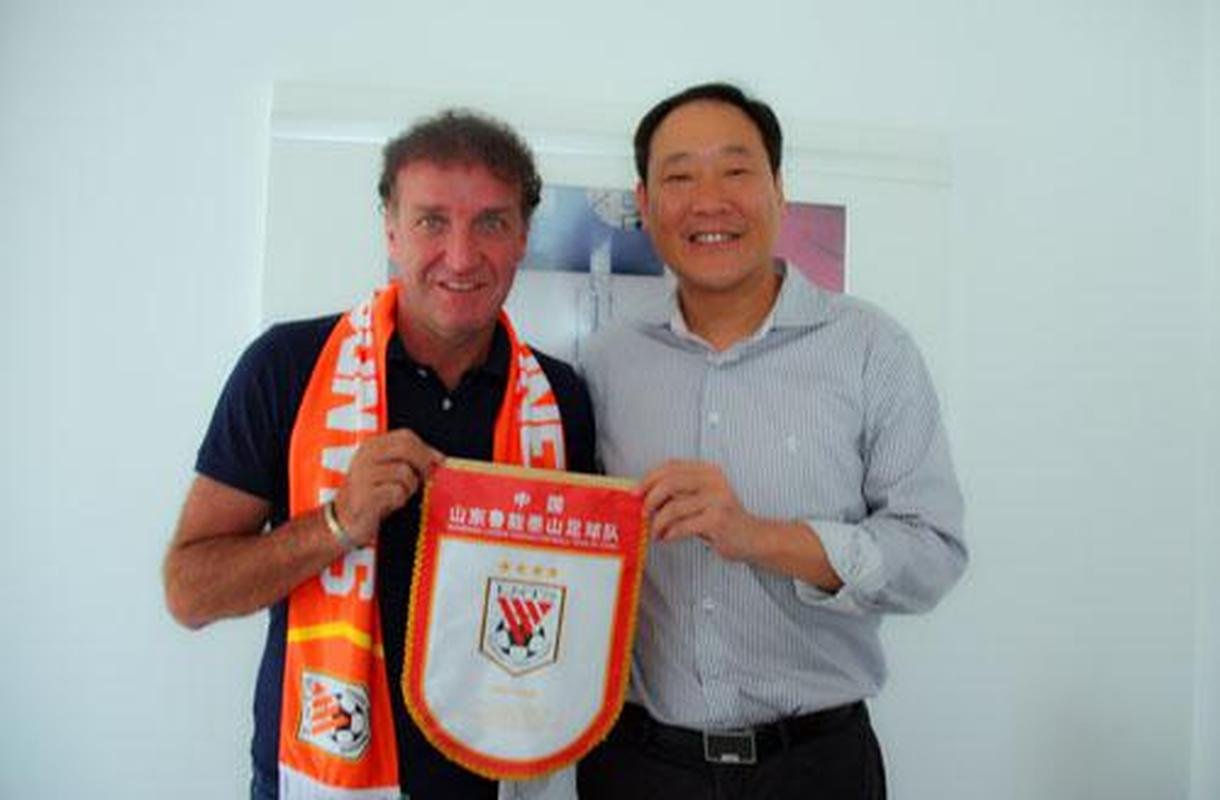 Shandong Luneng (2014-2015) - 54,7%