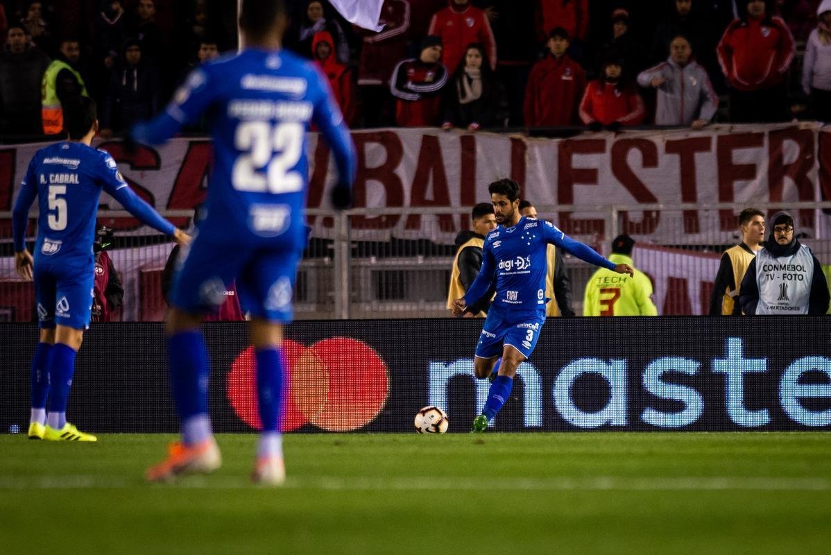 Fotos do segundo tempo do duelo entre River Plate e Cruzeiro, no Monumental de Núñez, em Buenos Aires, pela ida das oitavas de final da Copa Libertadores