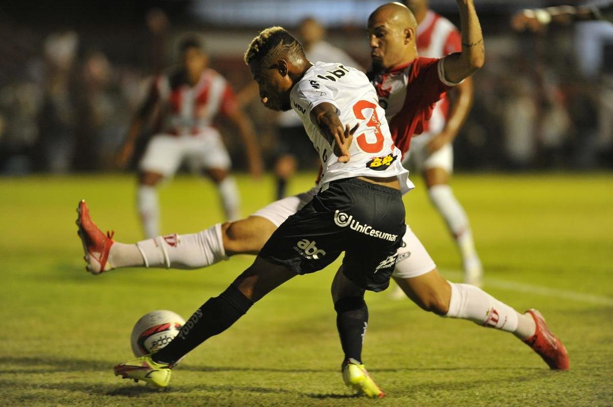 O Atltico estreou na temporada 2022 nesta quarta-feira (26), diante do Villa Nova, pela 1 rodada do Campeonato Mineiro. A partida disputada no Estdio Castor Cifuentes, em Nova Lima, tambm marcou o primeiro jogo do treinador argentino Antonio 'El Turco' Mohamed sob o comando do Galo.