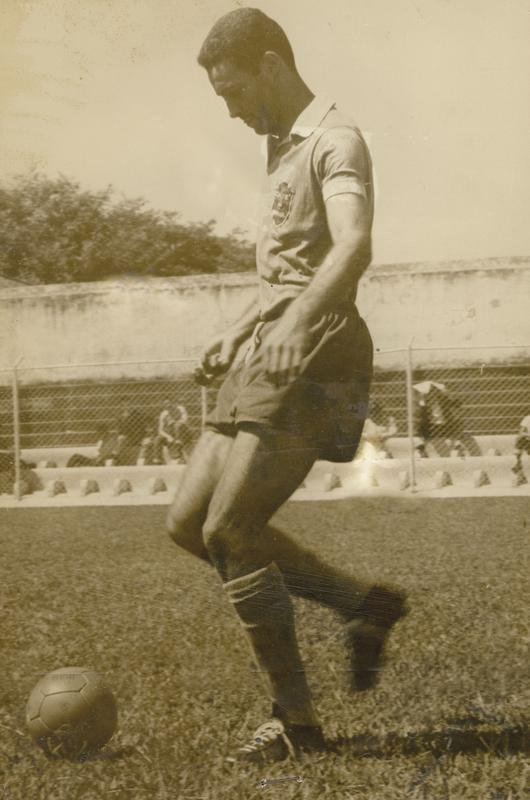 17/03/1963 - Procpio pela Seleo Brasileira