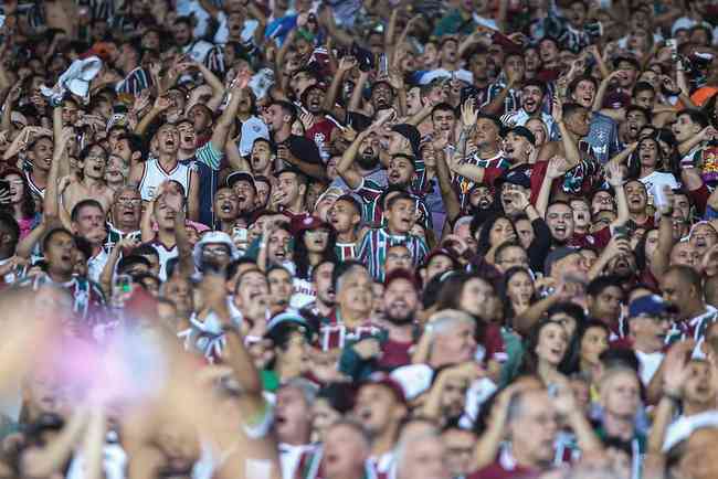 Torcida do Fluminense j esquentou o clima para o Fla-Flu