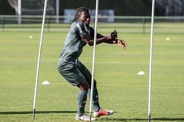 O atacante Yimmi Char tem 18 jogos em Copas Libertadores. So 7 vitrias, 5 empates e 6 derrotas. Foram 3 gols marcados. Pelo Deportes Tolima-COL (2013), foram 8 jogos, com 3 vitrias, 3 empates e 2 derrotas (1 gol marcado). Pelo Junior Barranquilla-COL (2018), foram 10 jogos, com 4 vitrias, 2 empates e 4 derrotas (2 gols marcados).