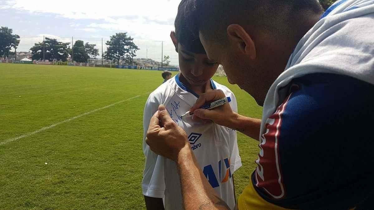Primeiro contato com Thiago Neves na Toca da Raposa 