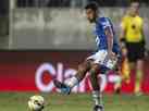Adriano celebra permanência no Cruzeiro: 'Muito feliz em renovar'