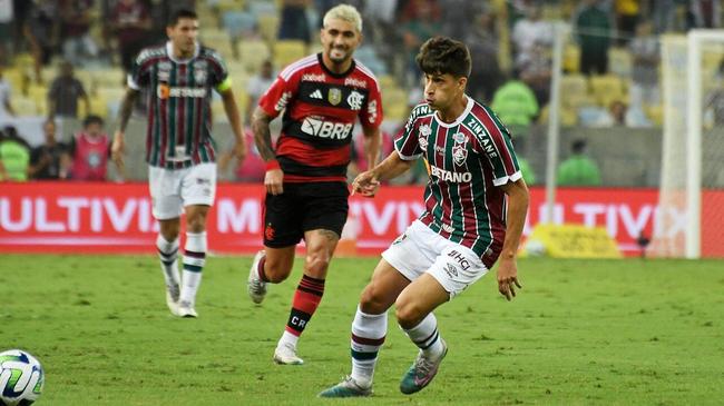 Gabriel Pirani foi escolha de Diniz para comear o jogo, mas no foi bem assim como o Fluminense
