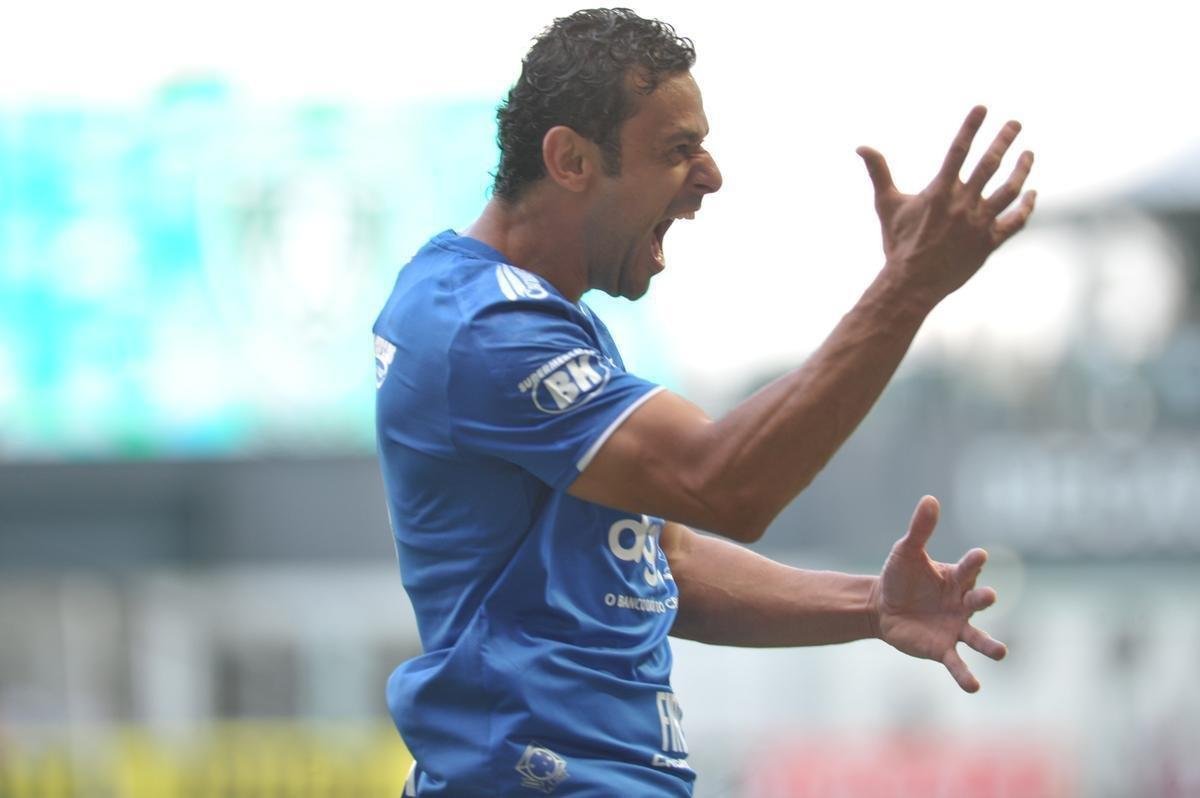 Confira fotos da partida pela semifinal do Campeonato Mineiro