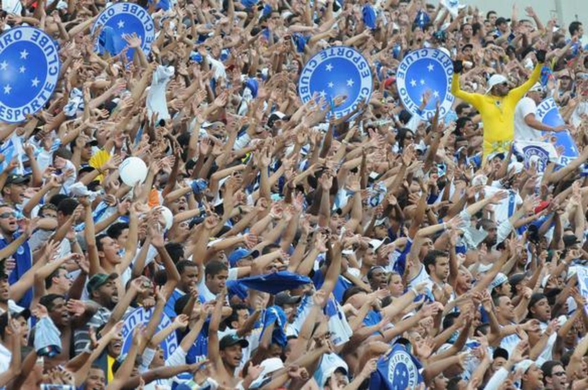 Imagens da goleada histórica por 6 a 1 do Cruzeiro sobre o Atlético