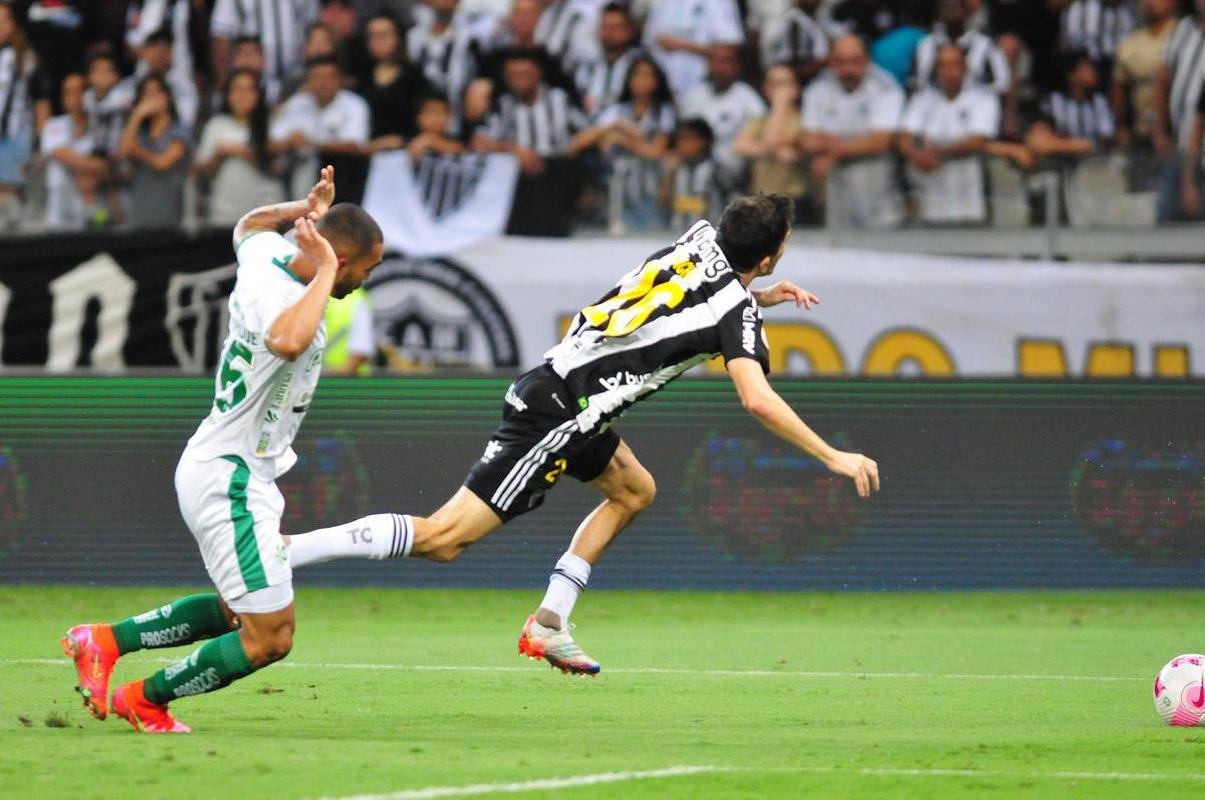Fotos do jogo entre Atltico e Juventude, no Mineiro, em Belo Horizonte, pela 34 rodada do Campeonato Brasileiro