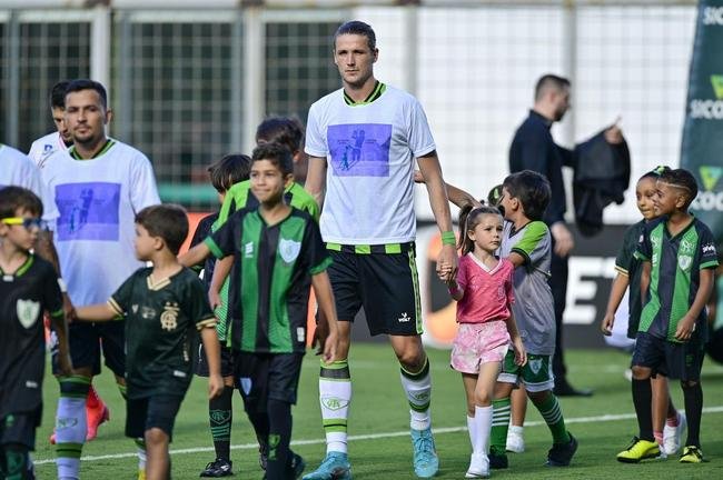 No Independncia, Amrica vence Tombense por 3 a 1, de virada, pela oitava rodada do Campeonato Mineiro 