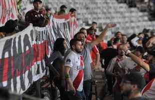 Fotos das torcidas de Cruzeiro e River Plate, no Mineiro, em duelo de volta das oitavas de final da Copa Libertadores