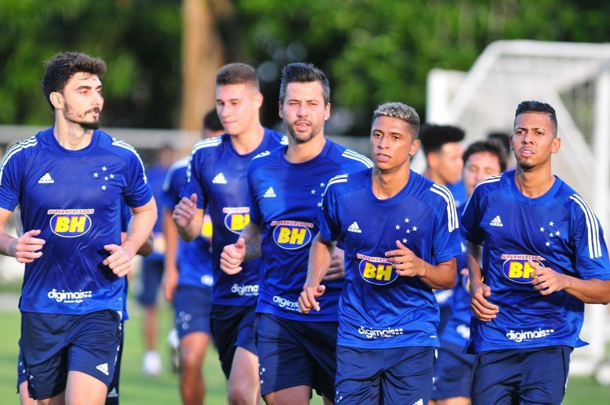 Fotos da reapresentao do Cruzeiro na Toca da Raposa II