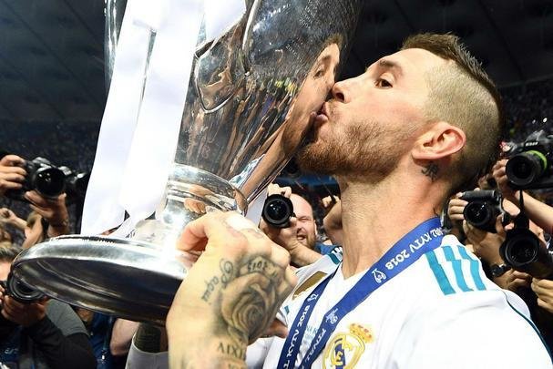 Festa do Real Madrid com a conquista da 13 Liga dos Campees, a terceira de forma seguida