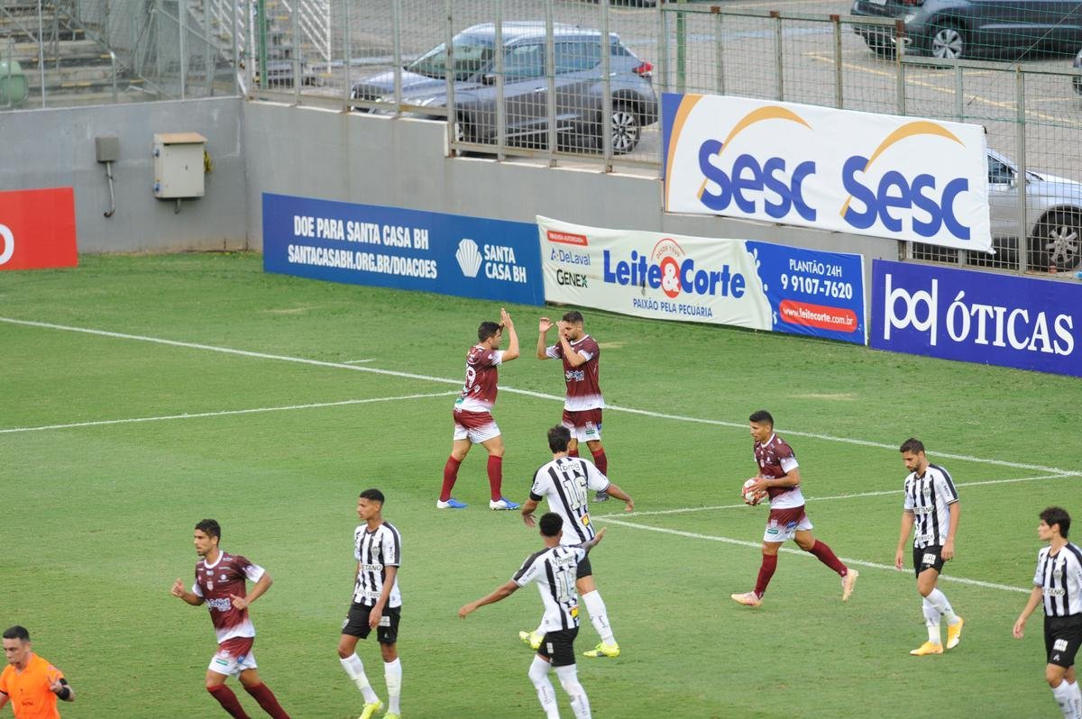 Fotos da vitria do Atltico sobre o Patrocinense, por 3 a 1, no Independncia, em Belo Horizonte, pela quarta rodada do Campeonato Mineiro. Mando foi do clube do interior, que no pde realizar a partida em Patrocnio devido ao elevado nmero de casos de COVID-19 na cidade.