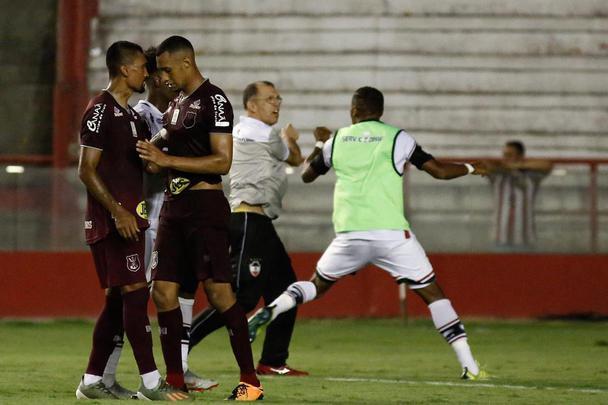 No final, Salatiel errou a cobrança que poderia dar a vitória para o Náutico