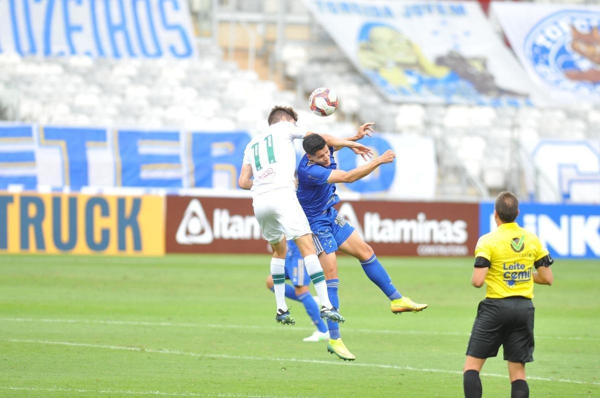 Fotos do clssico de ida da semifinal do Campeonato Mineiro, entre Cruzeiro e Amrica, no Mineiro, em Belo Horizonte
