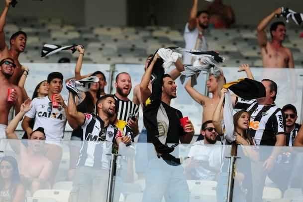 Torcedores do Atltico no Mineiro durante o clssico contra o Cruzeiro pela 26 rodada do Brasileiro