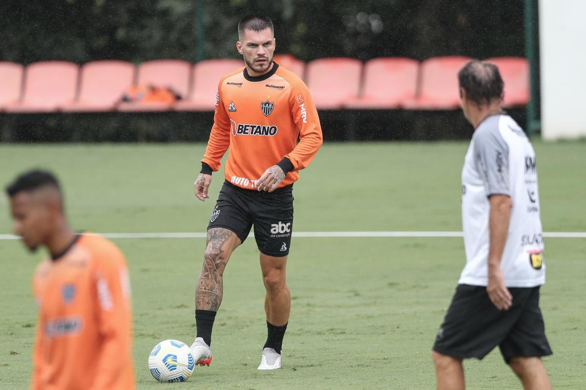 Fotos do treino do Atltico neste domingo na Cidade do Galo (21/11)