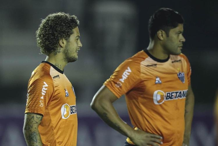 Tcnico Cuca comandou atividade do Atltico no CT da Conmebol no Paraguai 