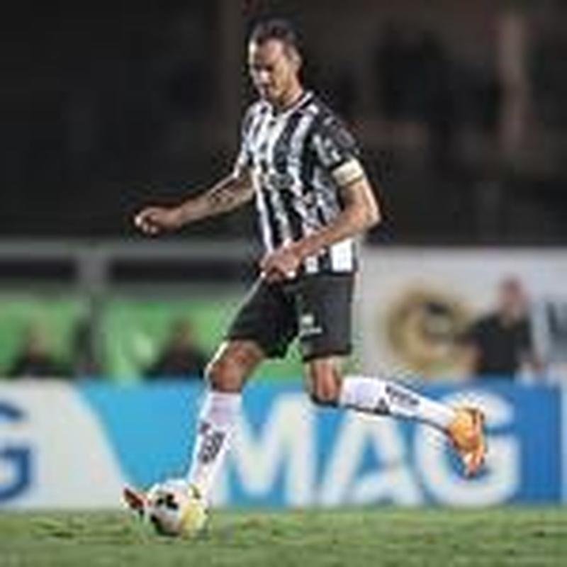 Fotos do jogo entre Brasiliense e Atltico no Estdio Klber Andrade, em Cariacica-ES, pela terceira fase da Copa do Brasil