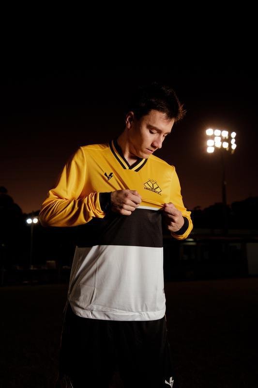 Camisas com mangas longas de Amrica, Botafogo-SP, CSA, Cricima, Figueirense, Remo, Santa Cruz e Vitria