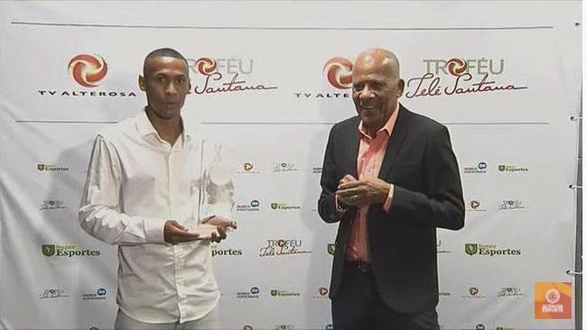 Ademir, atacante do Amrica em 2021