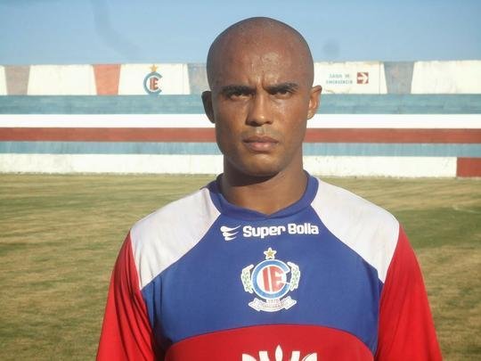 Elizeu - 2002 - 2 jogos / 0 gols