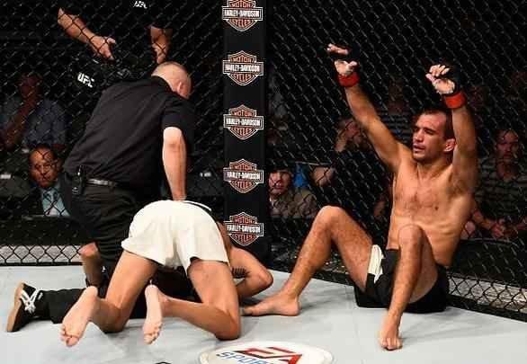 Imagens do UFC Fight Night 91, em Sioux Falls, nos EUA