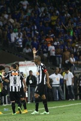 Imagens da deciso entre Cruzeiro e Atltico no Mineiro