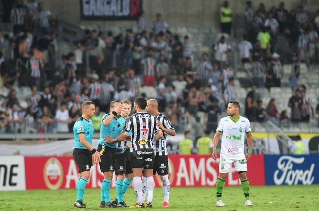 Gol de Ademir para o Atltico deu nmeros finais ao clssico mineiro na Libertadores