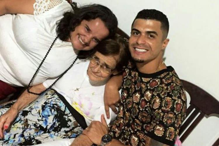 Egdio aproveita o Natal ao lado da famlia