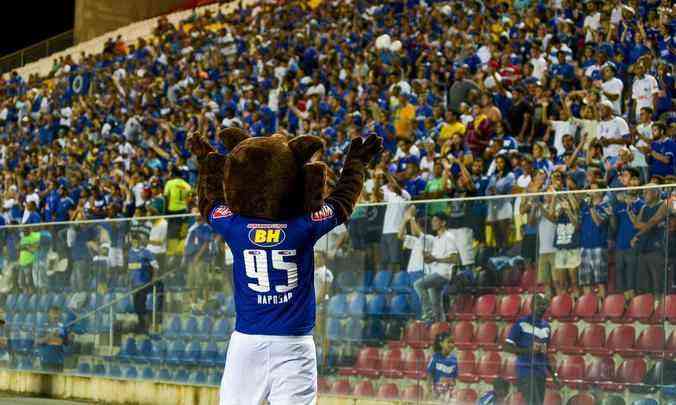 Fotos de Rio Branco x Cruzeiro, amistoso disputado na noite desta quarta-feira (20/01), em Cariacica-ES