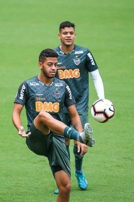 Atltico fez o ltimo treinamento antes da viagem a Montevidu, capital do Uruguai. Na quarta-feira, s 21h30, time enfrenta o Defensor pela terceira fase da Copa Libertadores