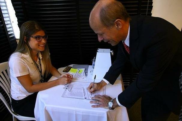 Com festa dos torcedores, Conselho Deliberativo do Atlético aprovou construção do estádio