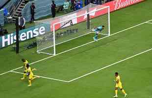 Depois de ter um gol anulado pelo VAR, Enner Valencia marcou duas vezes para o Equador sobre o Catar: um de pnalti e um de chute de mdia distncia