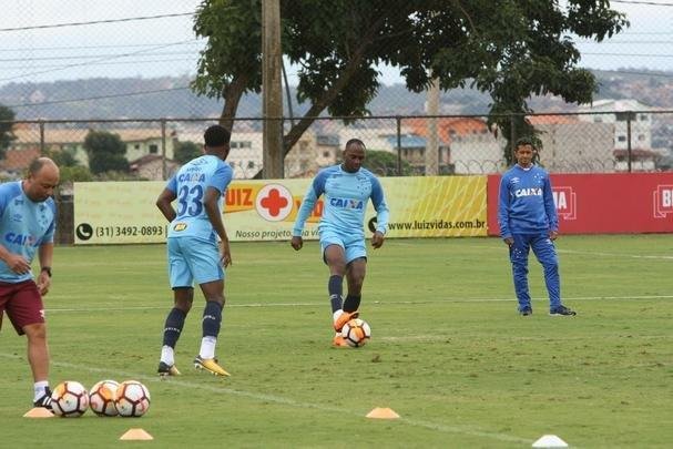 Imagens do treino do Cruzeiro neste domingo (20/05/2018)