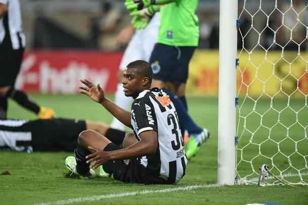Imagens da deciso entre Cruzeiro e Atltico no Mineiro