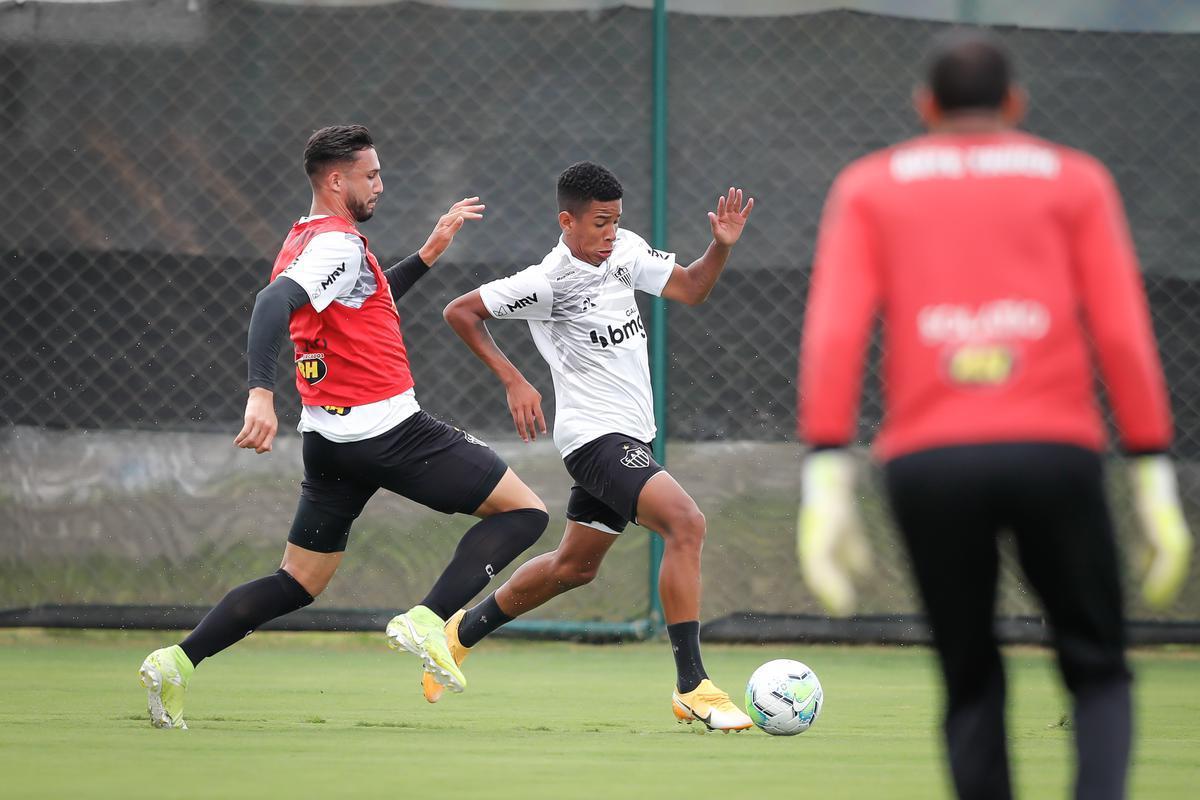 Atlético se prepara para enfrentar o Internacional