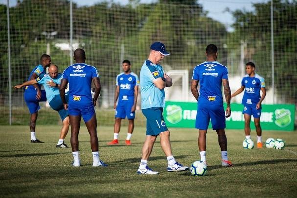 Treino do Cruzeiro no Cear antes de jogo contra o Fortaleza, pelo Brasileiro