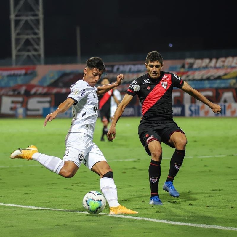 Atltico venceu Atltico-GO de virada, por 4 a 3, com gols de Keno (3) e Nathan; Com resultado, Galo assumiu liderana do Campeonato Brasileiro, com 21 pontos