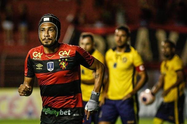 O Sport recebeu o Retrô FC em jogo adiantado da 5ª rodada do Campeonato Pernambucano. A partida marcou a estreia da Ilha do Retiro na temporada 2020