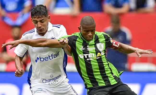 Neto Moura e Juninho tm presenas quase certas entre os titulares de Cruzeiro e Amrica