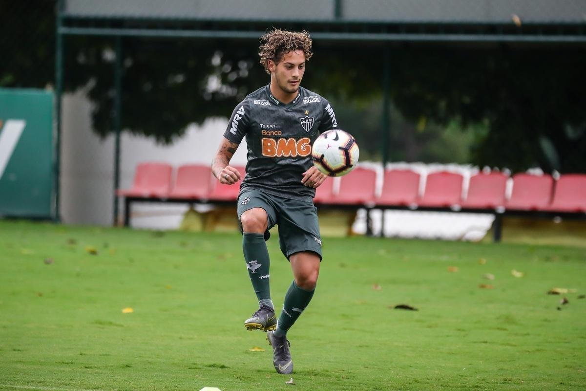 Jogadores do Atltico treinaram nesta tera-feira, vspera do jogo com o Defensor