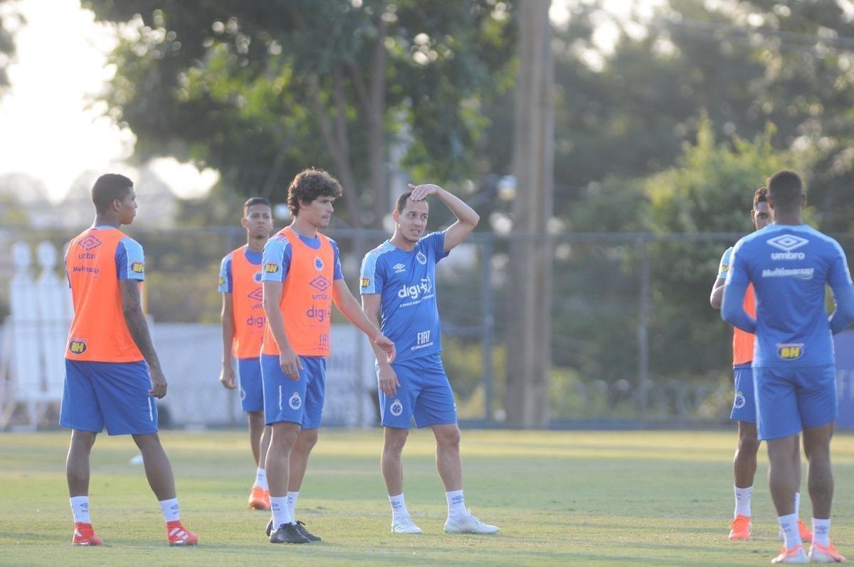 Cruzeiro se prepara para enfrentar o Fluminense, nesta quarta, s 19h15, no Mineiro