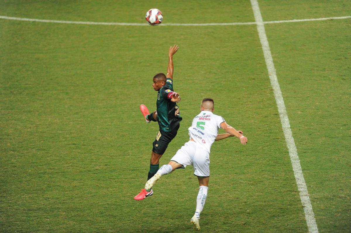 Fotos da vitria da Caldense sobre o Amrica, por 1 a 0, no Independncia, em Belo Horizonte, pela quarta rodada do Campeonato Mineiro de 2021. Atacante Amarildo marcou o nico gol da partida,