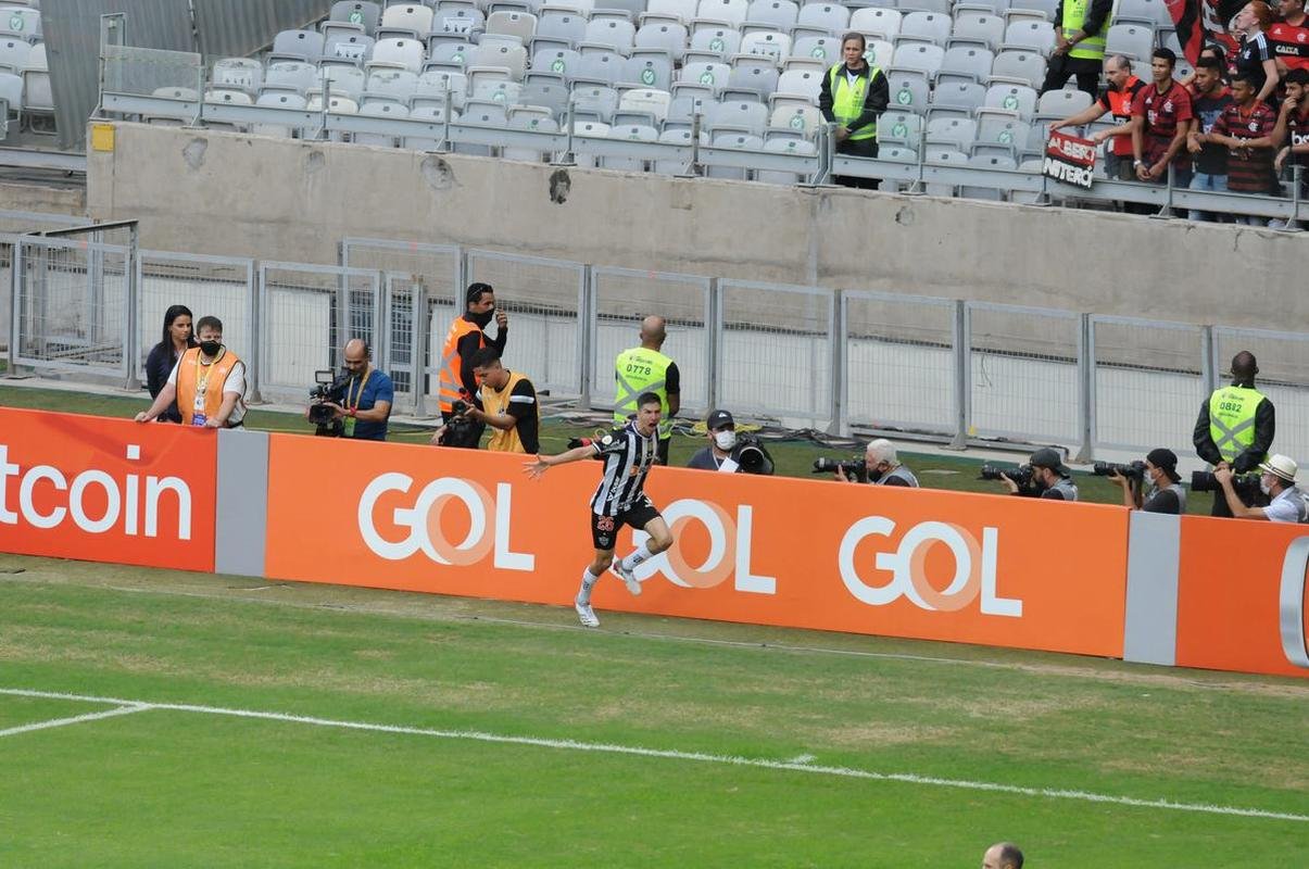 Fotos do jogo entre Atltico e Flamengo, no Mineiro, em Belo Horizonte, pela 13 rodada do Campeonato Brasileiro